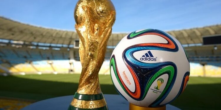 KUPA E BOTËS 2026/ Ndahen vazot për shortin e kualifikueseve, Shqipëria pozicionohet në…