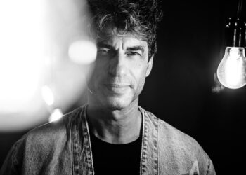 Mediat italiane e shpallin ‘të vd’ekur’ për herë të dytë, reagon Kledi Kadiu: Më tregoni se kur do të bëhet fu’nerali!