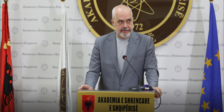 Pluralizëm politik nuk do të thotë “pluralizëm gjuhësor”! Intelektualët shqiptarë letër Edi Ramës për gabimet drejtshkrimore