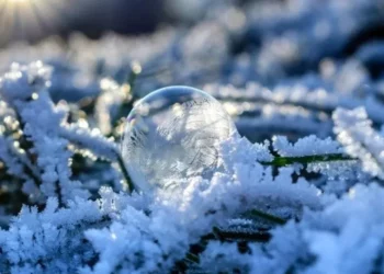 Ulen temperaturat, në zonat malore ngrica dhe akull/ Parashikimi i MOTIT për sot