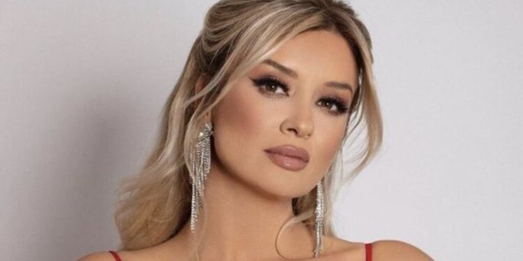 “Gjithmonë student, asnjëherë maestro!”/ Alketa Vejsiu nis një kapitull të ri (FOTO)