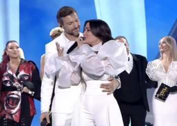 Rozana Radi dhe këngëtari grek Sany Dimitri fitojnë “Kënga Magjike 2024”