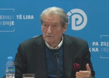 Berisha me drejtuesit politikë në Tiranë: Ja kush do jetë boshti kryesor i PD-së