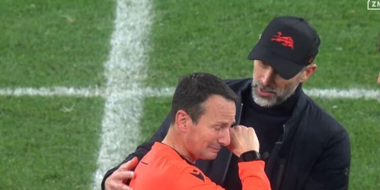 Arbitri shpërthen në lot pas ndeshjes në Champions, trajneri zbulon arsyen emocionuese