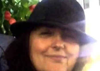 FOTO/ Ky është djali 20-vjeçar i Parashqevi Simakut, Luke Nolfe!