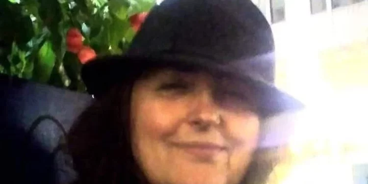 Kushërira mjeke sqaron të vërtetën e Parashqevi Simakut: Është e sëmurë. Duhet ndihmuar