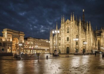 Milano do të ndalojë pirjen e duhanit në ambientet e hapura, ja kur hyn në fuqi ligji