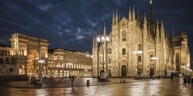 Milano do të ndalojë pirjen e duhanit në ambientet e hapura, ja kur hyn në fuqi ligji