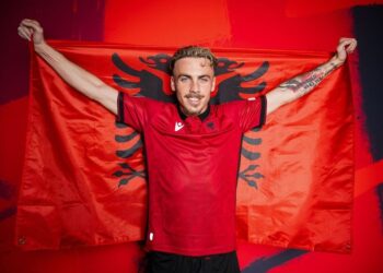 “Do festoj me shqiponjë nëse shënoj në Beograd”/ Taulant Seferi komenton shortin