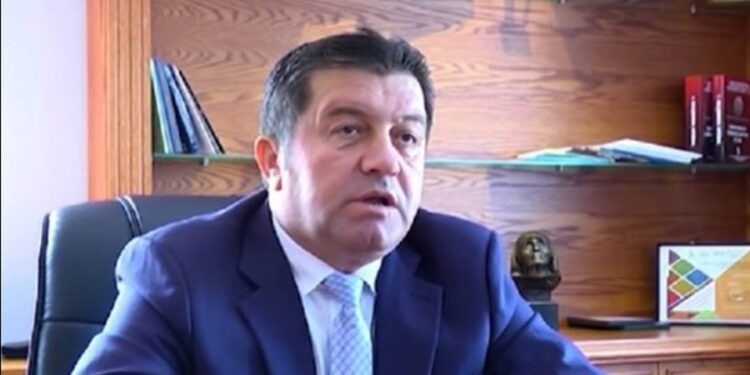 Dënim i ashpër për Fran Frrokaj, 2 vite e 8 muaj burg ish-kryetarin e Bashkisë së Lezhës (AKUZA)