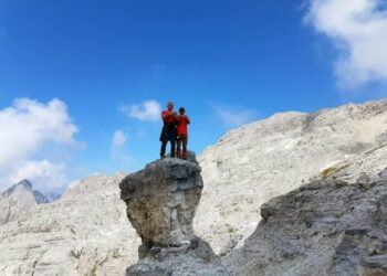 Nga qelia, Meta uron shqiptarët me një FOTO nga mali i Jezercës: 2025 viti i lirisë