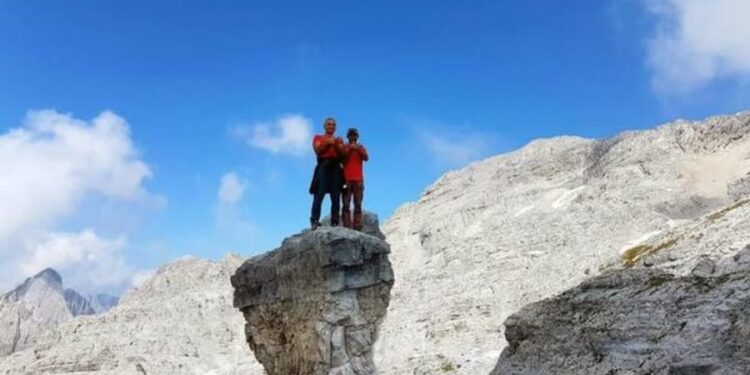 Nga qelia, Meta uron shqiptarët me një FOTO nga mali i Jezercës: 2025 viti i lirisë