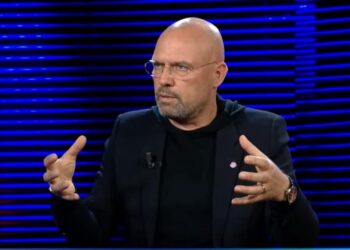 “Perlë humoristike”/ Manjani: As SPAK-u vetë s’e kërkoi paraqitjen e Berishës te vetvetja!