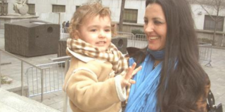 Pas shumë vitesh pritje, Parashqevi Simaku takon djalin e saj sot