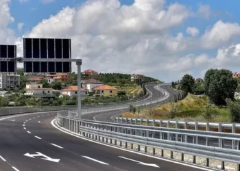 Nga nesër fillon aplikimi i tarifës në autostradën Thumanë-Kashar. Sa do paguajnë automjetet që do kalojnë aty