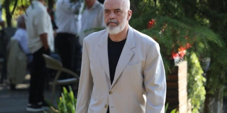 Rama e nis vitin me ndryshime/ Cakton Eduart Shalsin drejtues politik në Kukës, Majko angazhohet në Tiranë