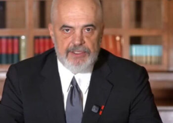 “Olsi s’ka lidhje me laboratorin e Xibrakës”, kryeministri pas njoftimit të SPAK: Im vëlla u përdor si mish për top