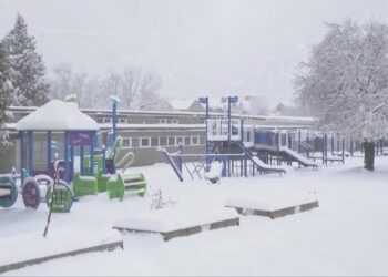 Moti i keq GODET jugun e SHBA-së, shënohen katër viktima