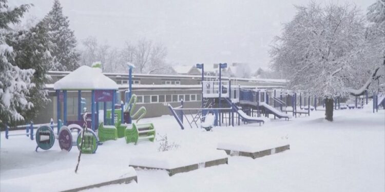 Moti i keq GODET jugun e SHBA-së, shënohen katër viktima