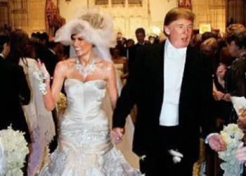 Presidenti Trump uron Zonjën e Parë: Gëzuar 20-vjetorin Melania!