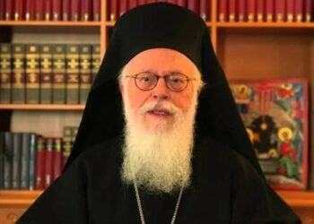 LAJM I FUNDIT/ Ndërron jetë kryepeshkopi Anastas Janullatos