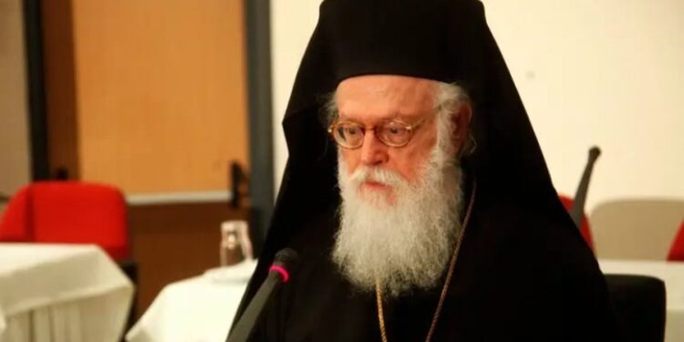 Anastas Janullatos do të prehet në Shqipëri