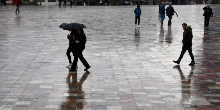 Vranësira dhe reshje shiu, parashikimi i motit për sot