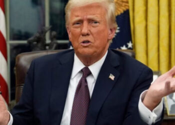 Trump nënshkruan urdhër për ndalimin e ndërrimit të gjinisë për të rinjtë nën 19 vjeç