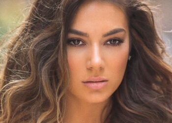 Do habiteni! Sot feston ditëlindjen, ja sa vjeç mbush Elvana Gjata