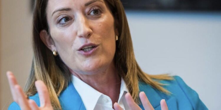 Presidentja e PiE, Metsola: Evropa nuk mund të çohet përpara nga nostalgjia