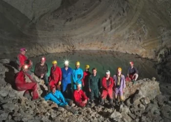 Shkencëtarët çekë zbulojnë liqenin termal nëntokësor në Shqipëri