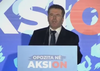 Mediu: Shqiptarët e lirë janë forca e ndryshimit