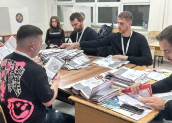 Zgjedhjet në Kosovë/ KQZ publikon të dhënat e fundit, kryeson Vetëvendosja, e ndjekur nga PDK (LISTA)