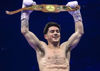 Vdes në moshën 28-vjeçare boksieri irlandez, pësoi dëmtime të rënda në tru gjatë ndeshjes