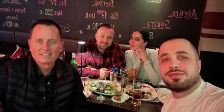 Pas Bleona Qeretit, Dafina Zeqiri dhe bashkëshorti i saj takohen me Richard Grenell