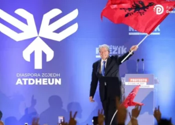 Berisha takime në Itali dhe Greqi, për votën e diasporës më 11 maj