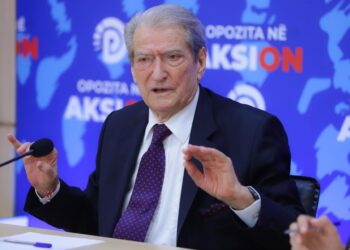 Përplasjet në bashki/ Berisha: Këto skandale Edi Rama përpiqet ti mbulojë me shkëmbime idilike me Lul Bravën