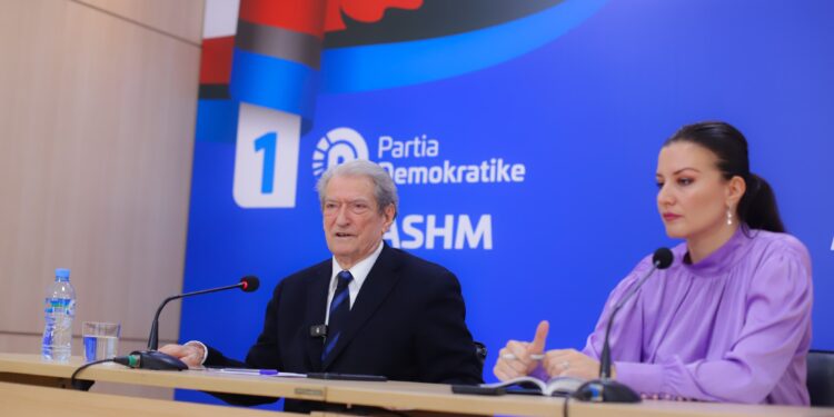 Berisha prezanton planin për uljen e çmimeve të banesave: Taksa e ndikimit në infrastrukturës do ulet nga 18% e çmimit të shitjes në 2% të preventivit