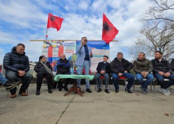 Ndocaj takime në Milano me bashkatdhetarët: Më 11 maj, bashkërisht përmbysim një regjim dhe i japim Shqipërisë perspektivën euroatlantike të saj!