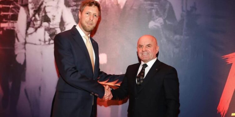 Shpetim Axhami: Gëzuar ditëlindjen, Lartësia Juaj Princ Leka!