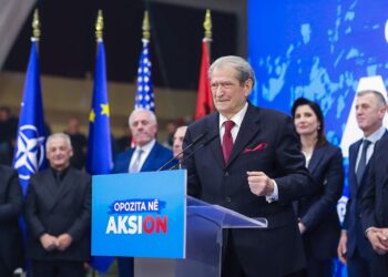 Berisha: Bandat e vendosën Benet Brajoviçin në krye të bashkisë! Asnjë pushtues nuk e ka diskriminuar Shkodrën sa Rama