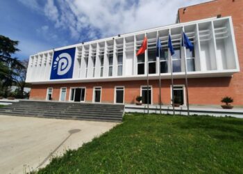 Publikohet lista e hapur e PD për Tiranën