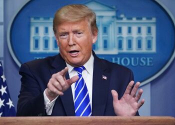 Donald Trump nënshkruan ligjin që shpall anglishten gjuhë zyrtare në SHBA