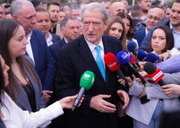 Berisha uron Ditën e Verës nga Elbasani: Shqiptarët optimistë për ndryshimin më 11 maj! Ka një MESAZH për Dashnor Sulën