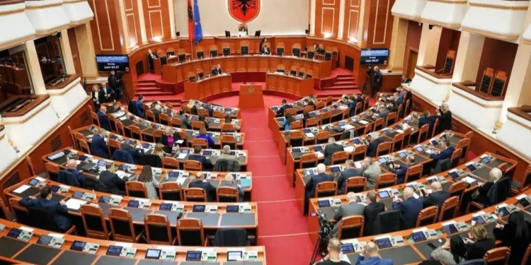 Sot seanca e fundit plenare para zgjedhjeve