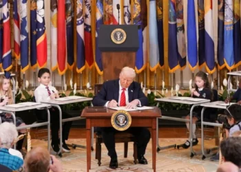 Trump nënshkruan urdhër për çmontimin e Departamentit të Arsimit