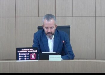 KQZ iu shpërndan 1.3 mln euro partive për zgjedhje/ “Copën” më të madhe e merr PS, ja sa lekë përfiton PD dhe të tjerat (LISTA