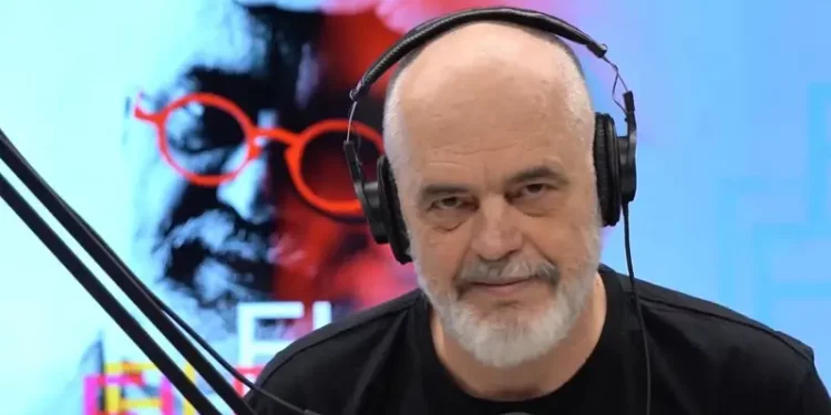 Rama emigrantëve në Angli: Kthehuni, atje s’pini dot kafe si këtu