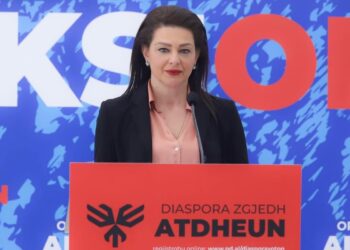 Shkreli reagon për vizitën e Ramës në Shkodër: Jepi llogari Shkodrës për investitorët e tu strategjikë që kanë grabitur pronat në Rrjoll të Velipojës