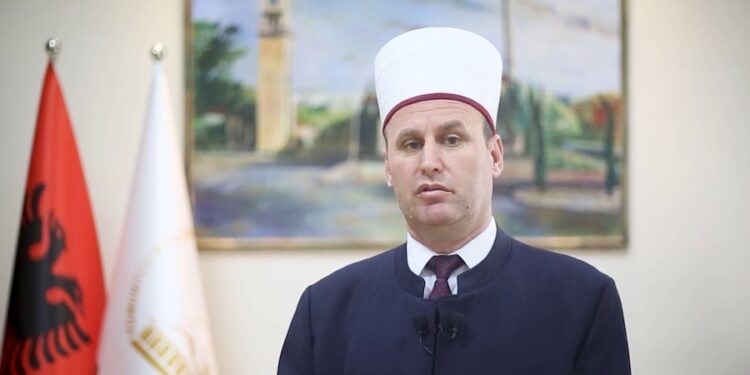 Nesër Fitër Bajrami, URIMI për besimtarët nga kreu i Komunitetit Mysliman